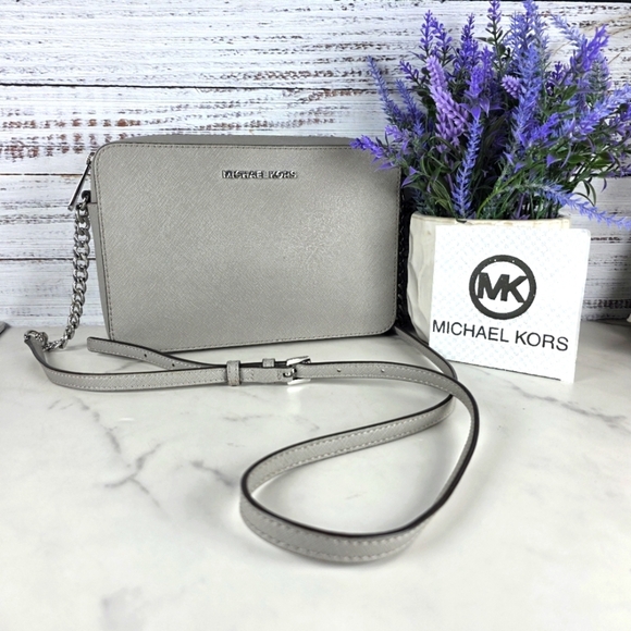 Michael Kors Gray Crossbody Bag with Silver Chain Small Purse - Picture 1 of 15